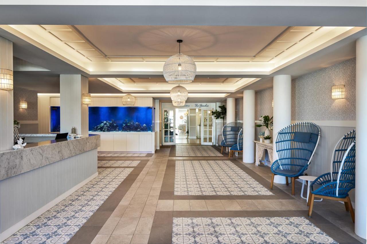 The Beachcomber Hotel & Resort, Ascend Hotel Collection Toukley Exterior photo The lobby of the Ocean Club