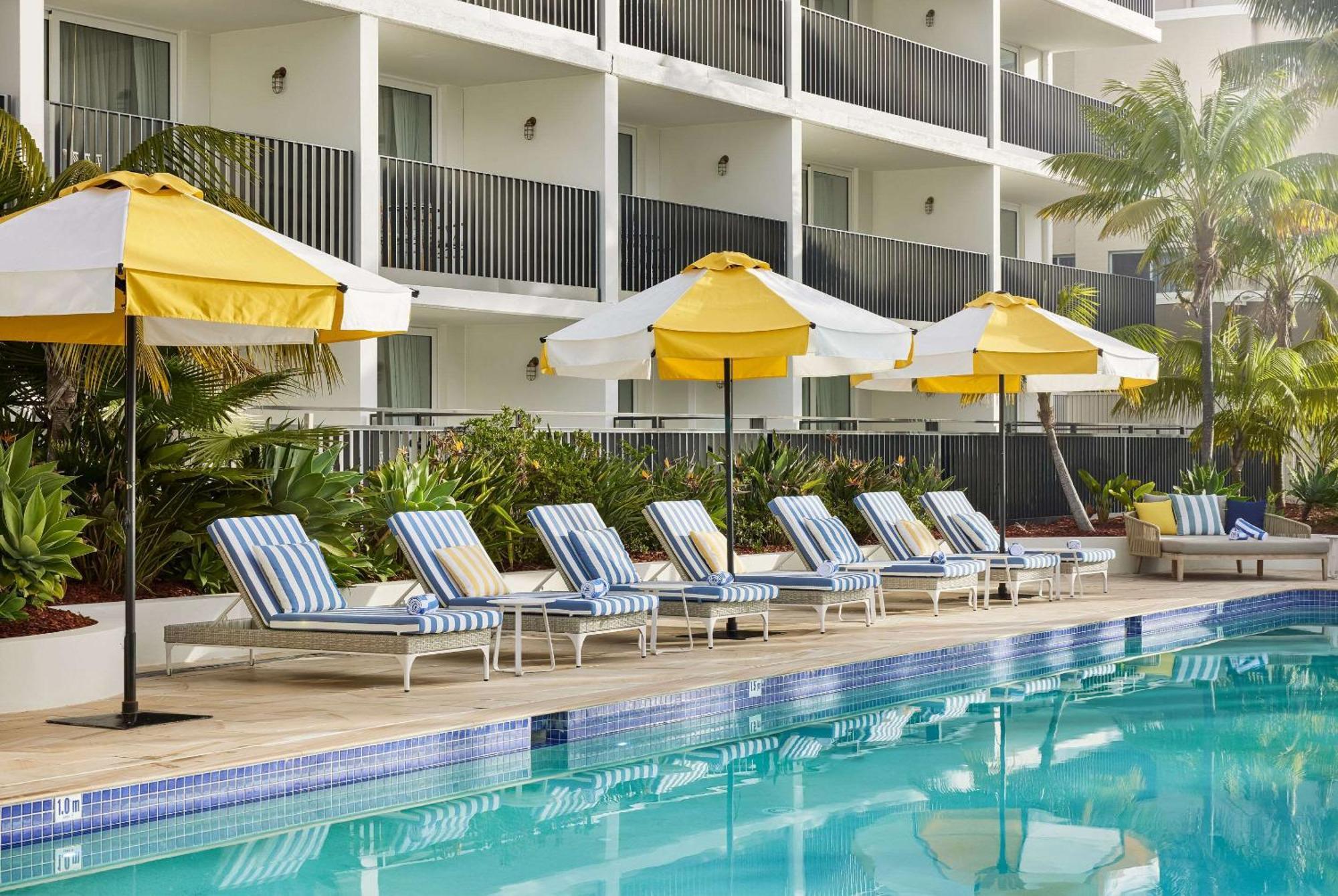 The Beachcomber Hotel & Resort, Ascend Hotel Collection Toukley Exterior photo The pool at The Standard, East Village